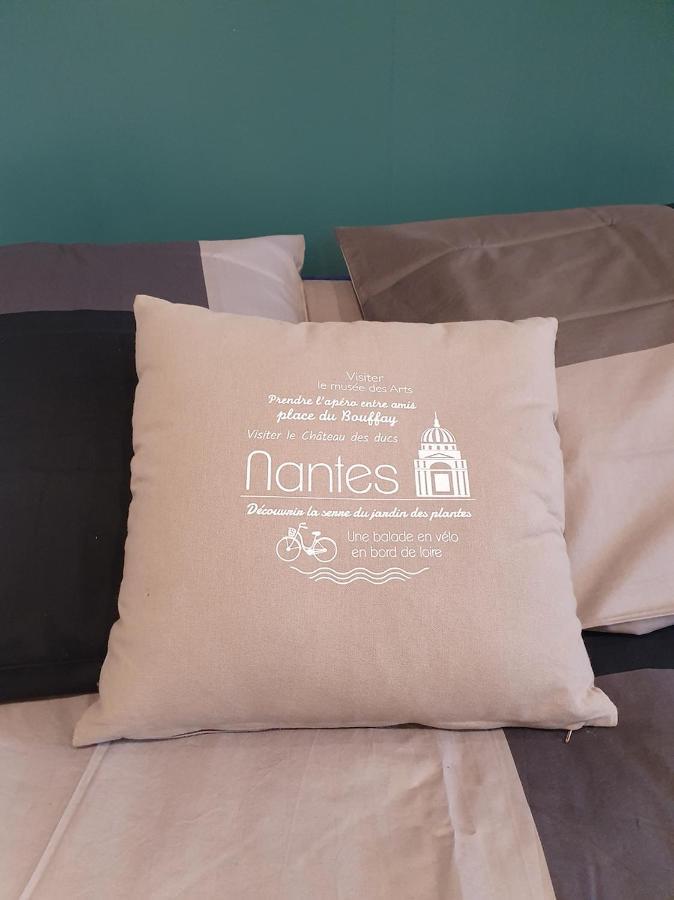 Le Nantais - Appartement Avec Chambre - Hypercentre De Nantes Dış mekan fotoğraf